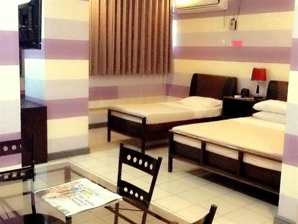 Hotel Tiffany لواوْغ المظهر الخارجي الصورة