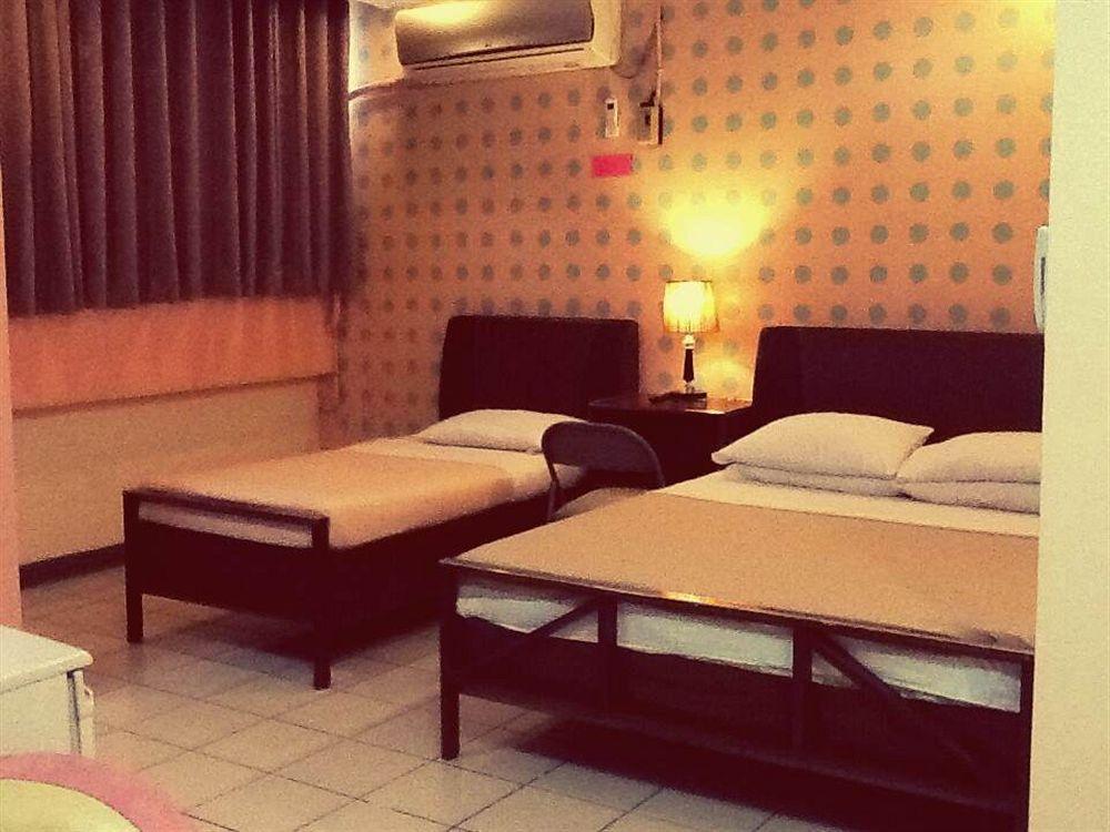 Hotel Tiffany لواوْغ المظهر الخارجي الصورة