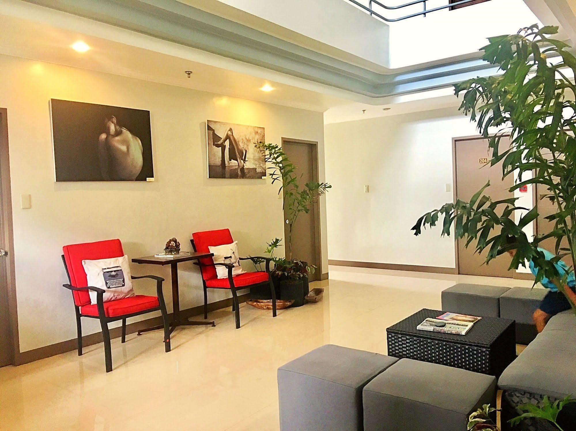 Hotel Tiffany لواوْغ المظهر الخارجي الصورة